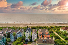 Grand Pavilion 15 - Oceanfront Home! Pool Pass